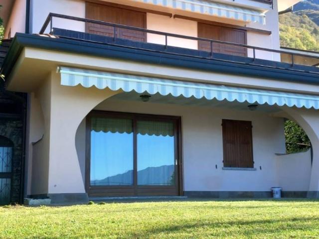 Villa in vendita a Varenna LC