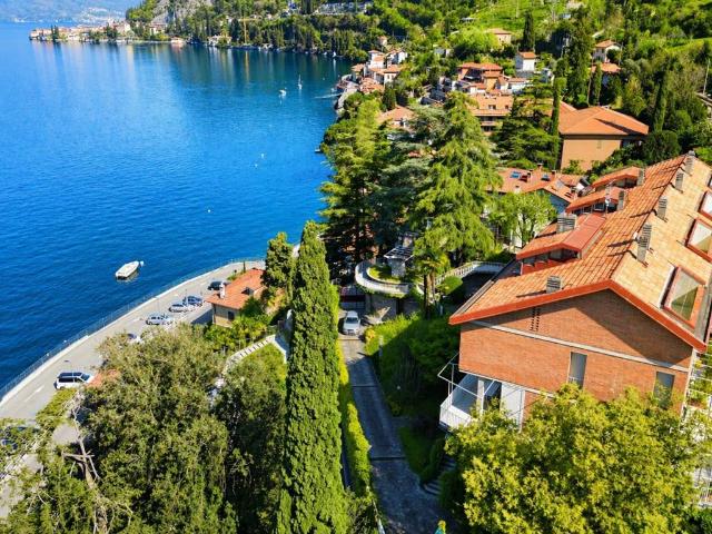 Villa in vendita a Varenna LC