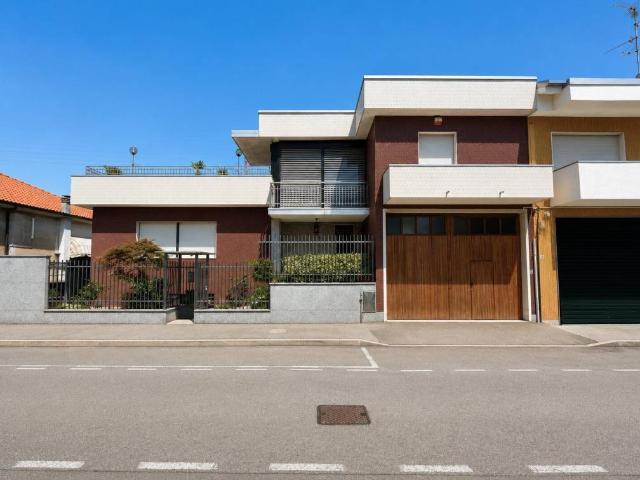 Villa in vendita a Varedo MB