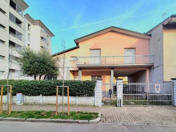 Villa in vendita a Varedo MB
