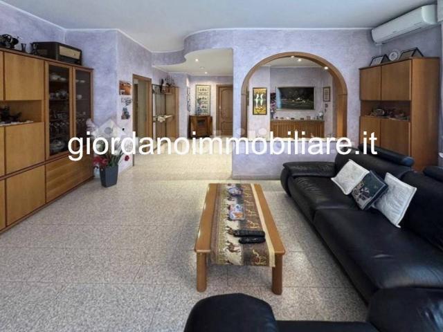 Villa in vendita a Varedo MB