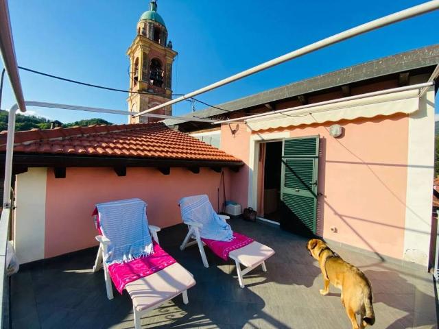 Villa in vendita a Varese Ligure SP