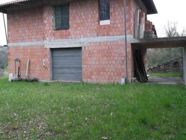 Villa in vendita a Varese Ligure SP