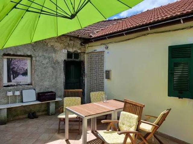 Villa in vendita a Varese Ligure SP