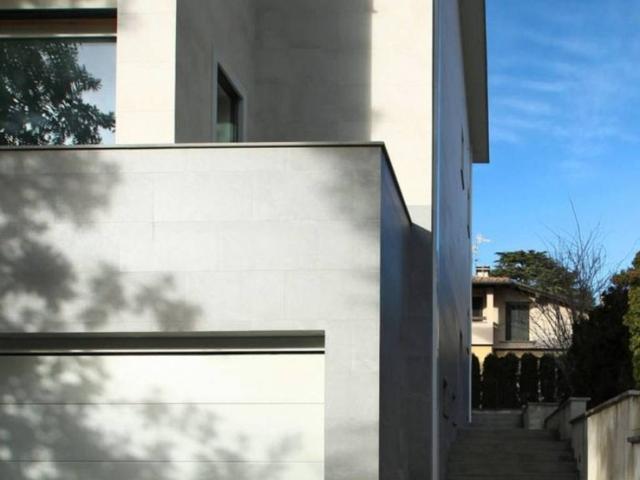 Villa in vendita a Varese VA