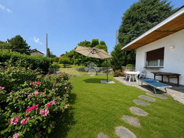 Villa in vendita a Varese VA
