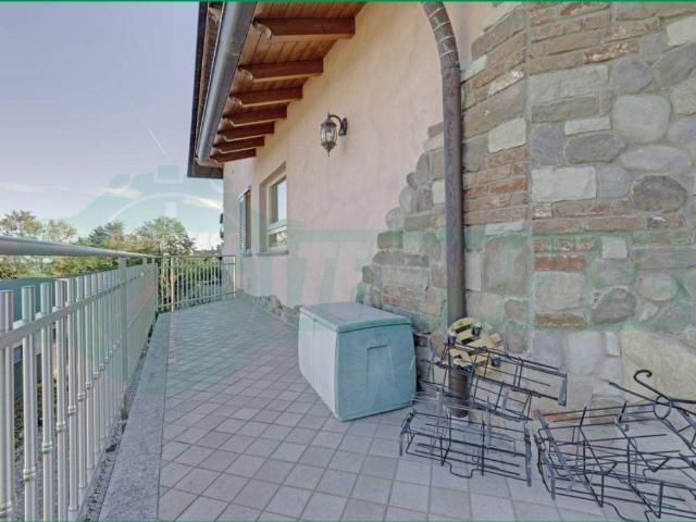 Villa in vendita a Varese VA