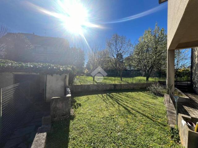 Villa in vendita a Varese VA