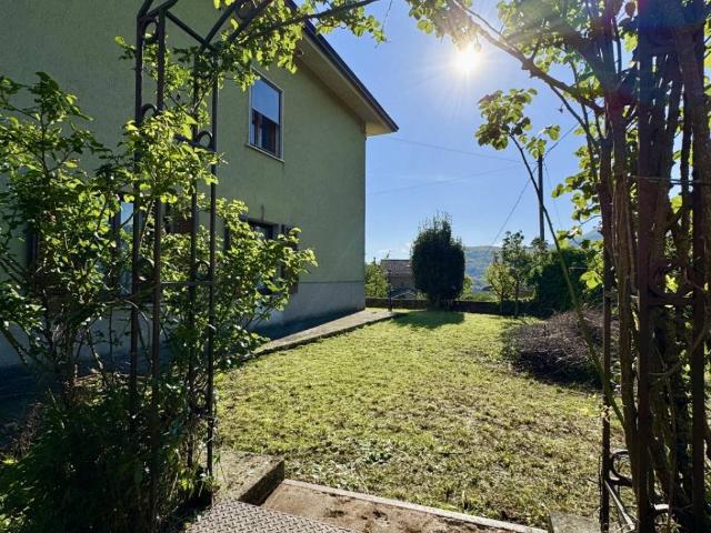 Villa in vendita a Varsi PR