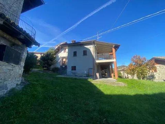 Villa in vendita a Varzi PV