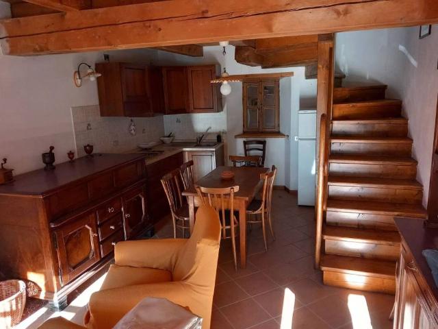 Villa in vendita a Varzi PV