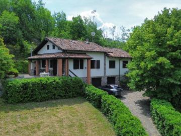 Villa in vendita a Varzi PV