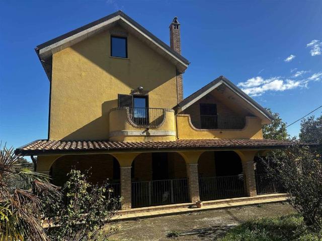 Villa in vendita a Vasto CH