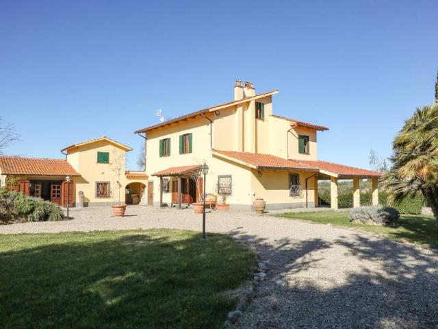 Villa in vendita a Vetralla VT