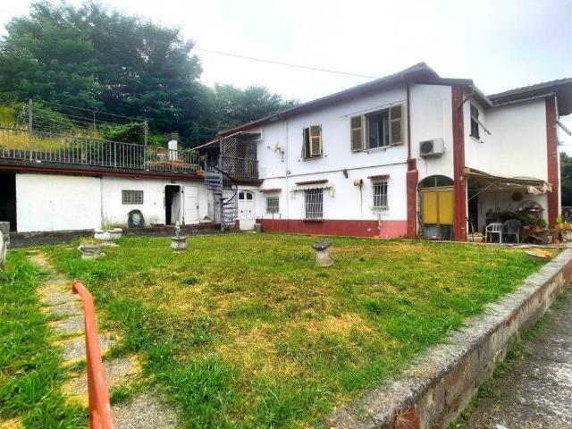 Villa in vendita a Vezzano Ligure SP