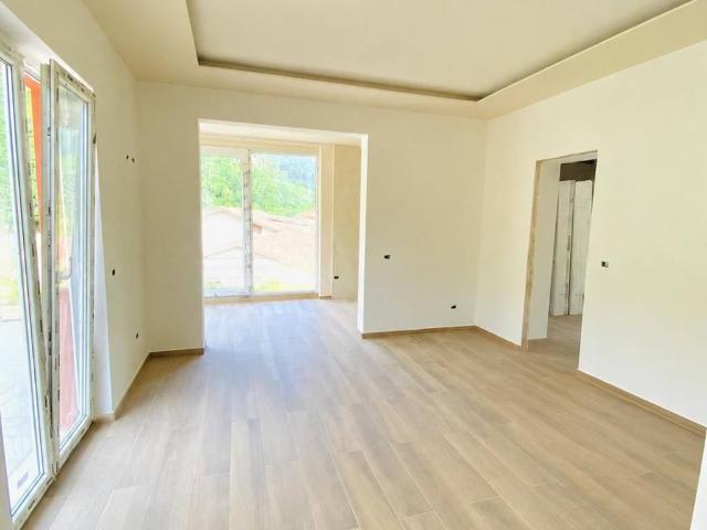 Villa in vendita a Vezzano Ligure SP