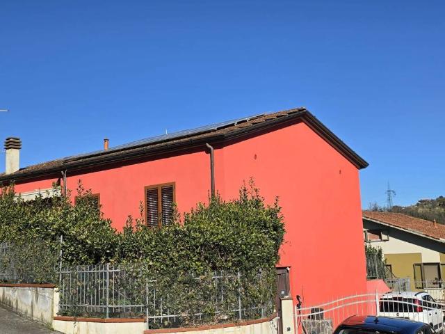 Villa in vendita a Vezzano Ligure SP
