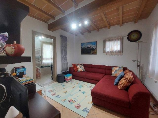 Villa in vendita a Vezzano sul Crostolo RE