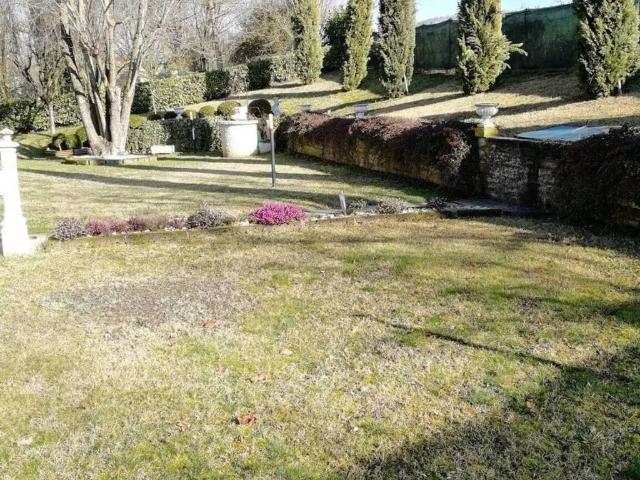 Villa in vendita a Vezzano sul Crostolo RE