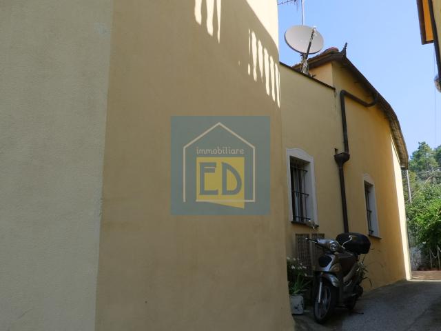 Villa in vendita a Vezzi Portio, Portio