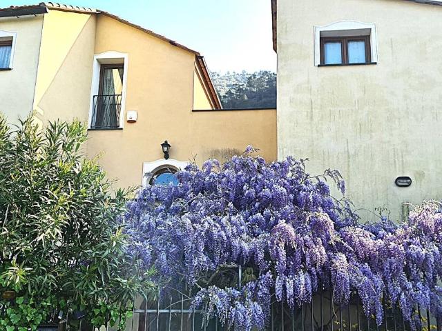 Villa in vendita a Vezzi Portio SV
