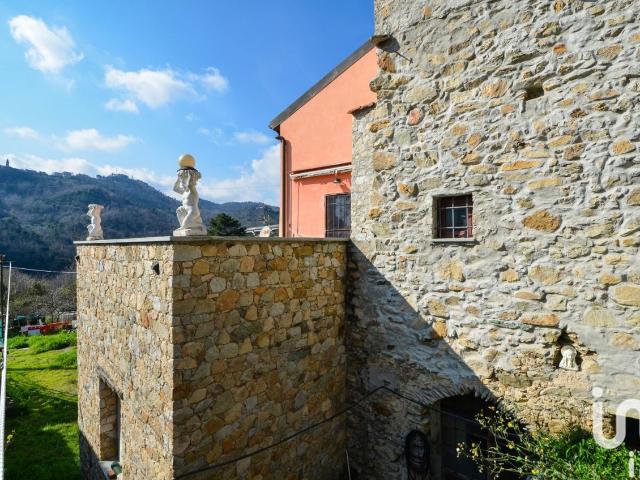 Villa in vendita a Vezzi Portio
