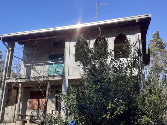 Villa in vendita a Vedano Olona VA