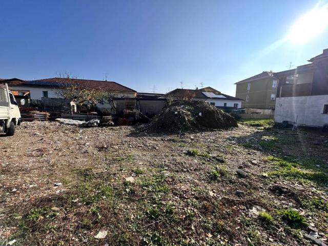 Villa in vendita a Vedano Olona VA