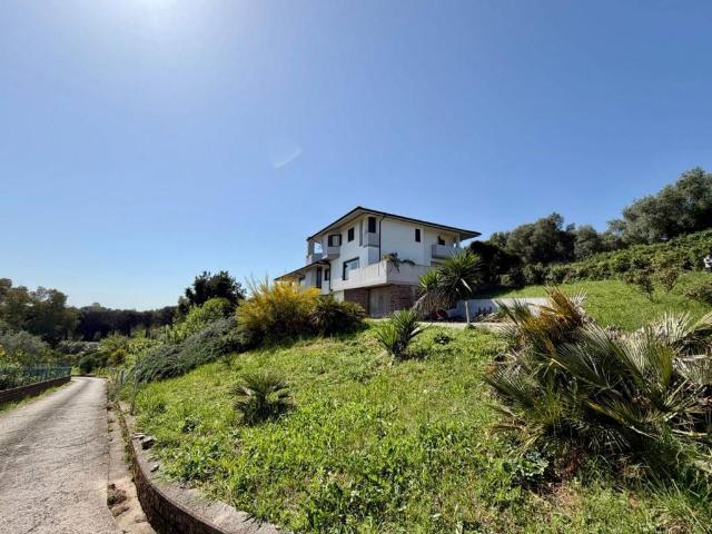 Villa in vendita a Velletri RM