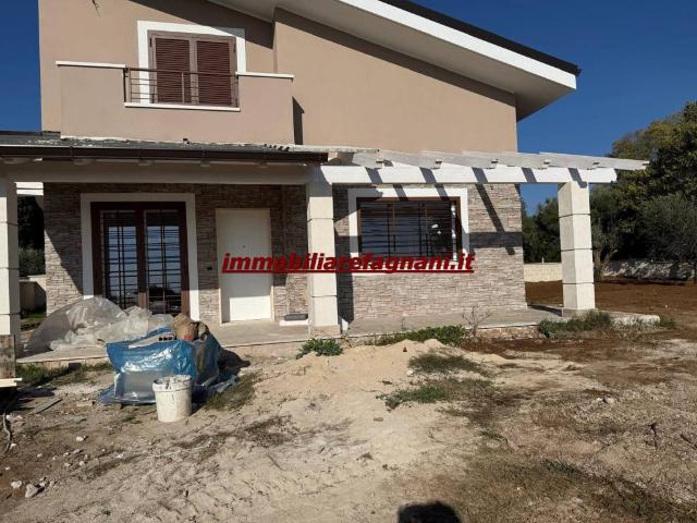 Villa in vendita a Velletri RM