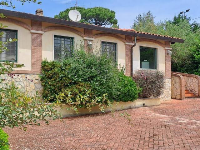 Villa in vendita a Velletri RM