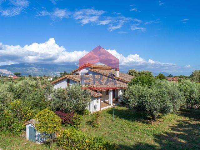 Villa in vendita a Velletri RM