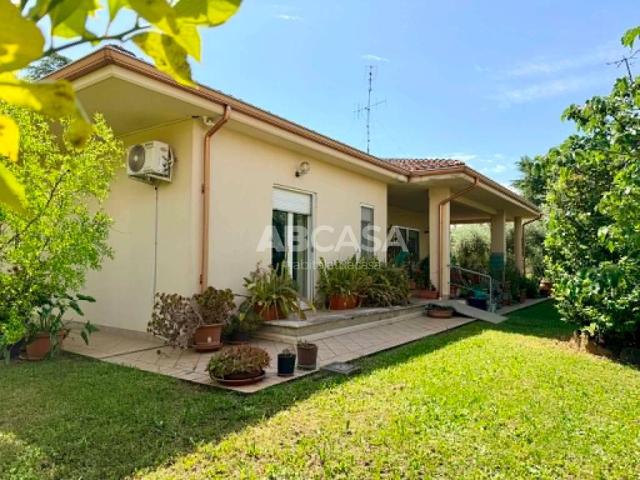 Villa in vendita a Velletri RM