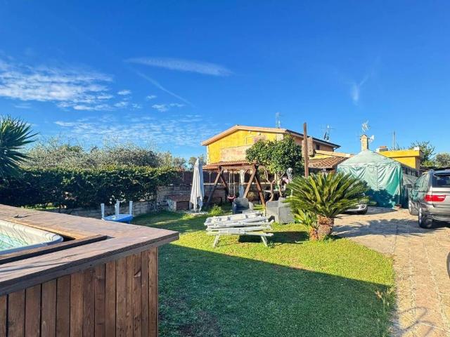 Villa in vendita a Velletri RM