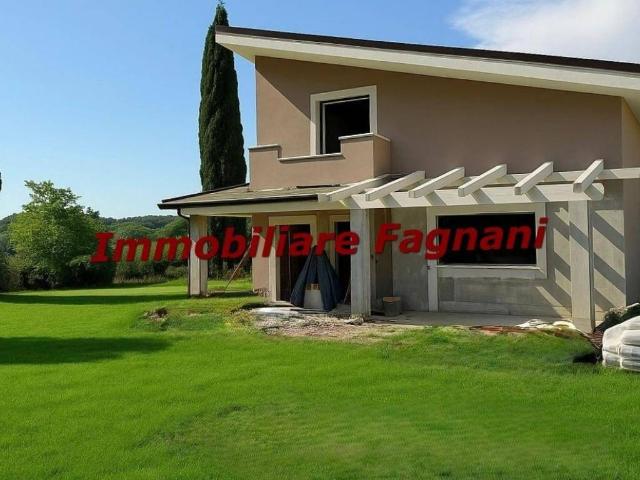 Villa in vendita a Velletri RM