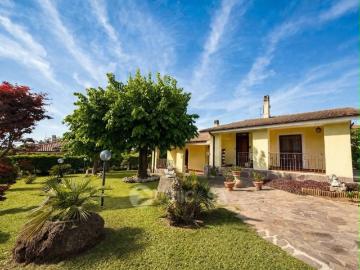 Villa in vendita a Velletri RM