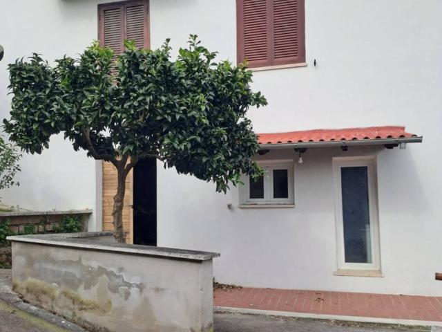 Villa in vendita a Velletri RM