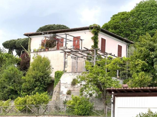 Villa in vendita a Velletri RM