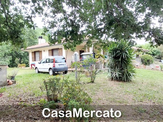 Villa in vendita a Velletri RM