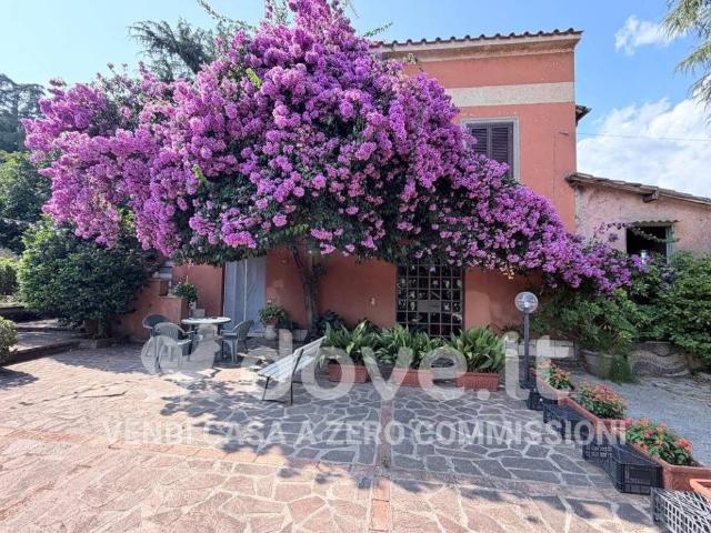 Villa in vendita a Velletri RM