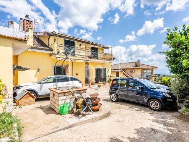 Villa in vendita a Velletri RM