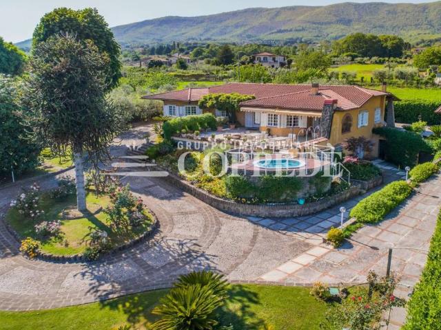 Villa in vendita a Velletri RM