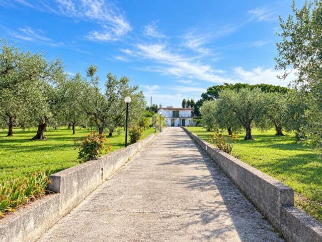 Villa in vendita a Velletri RM