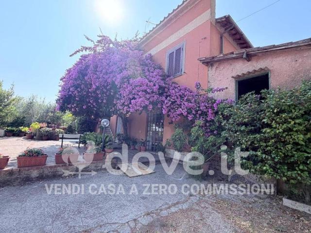Villa in vendita a Velletri RM