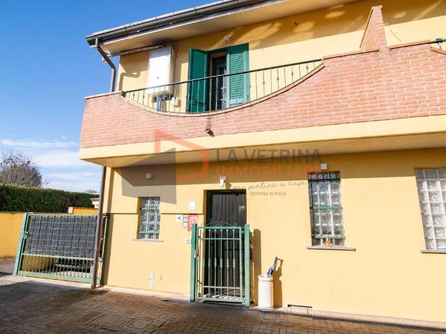 Villa in vendita a Vellezzo Bellini PV
