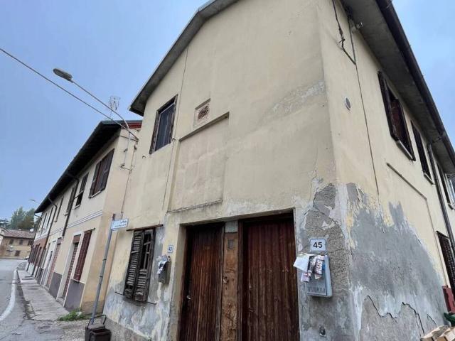 Villa in vendita a Vellezzo Bellini PV