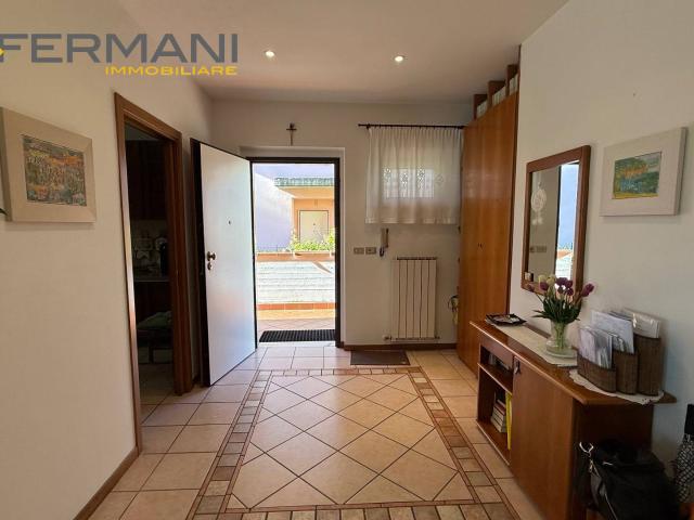 Villa in vendita a Venarotta