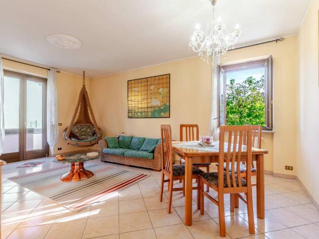 Villa in vendita a Venegono Superiore VA