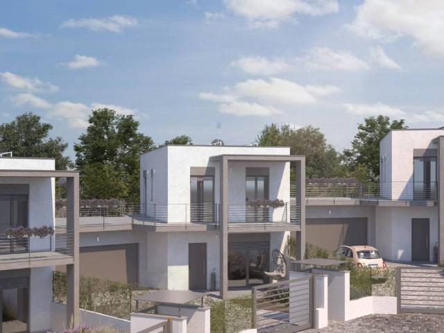Villa in vendita a Veniano CO