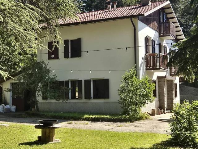 Villa in vendita a Ventasso RE